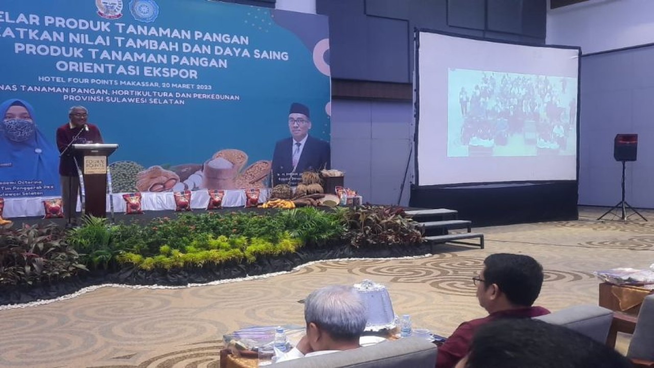 Kepala Dinas TPH-Bun Sulawesi Selatan Imran Jausy pada Gelar Produk Tanaman Pangan dilaksanakan untuk meningkatkan Nilai Tambah dan Daya Saing Produk Tanaman Pangan Orientasi Ekspor, di Makassar, Senin (20/03/2023). ANTARA Foto/HO-Humas Pemprov Sulsel