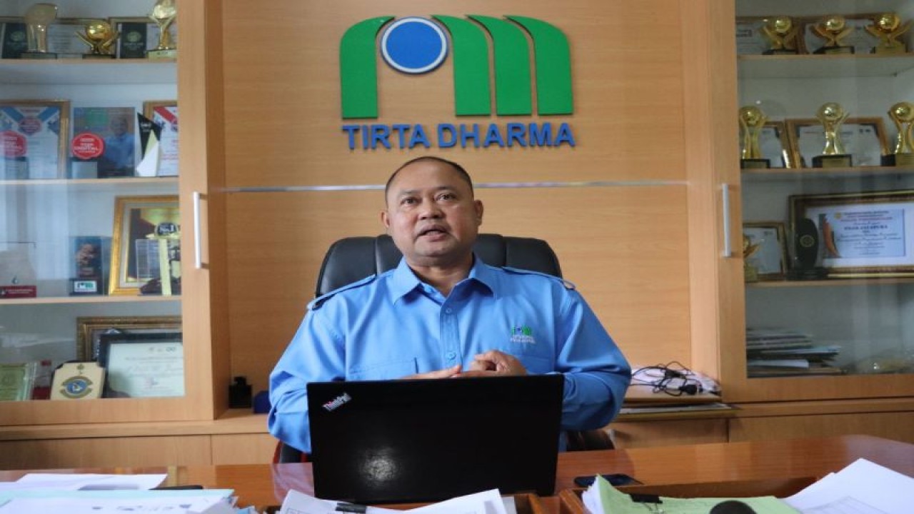 Direktur Utama PDAM Jayapura Entis Sutisna (ANTARA/HO-Humas PDAM Jayapura)