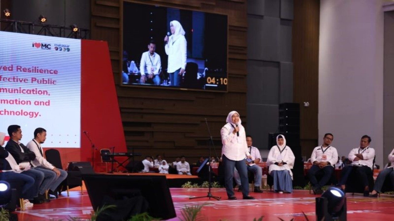 Plt Kepala Dinas Kominfo Makassar saat memaparkan tujuh program yang dicanangkannya untuk memudahkan masyarakat dalam mendapatkan pelayanan. ANTARA/HO/Pemkot Makassar