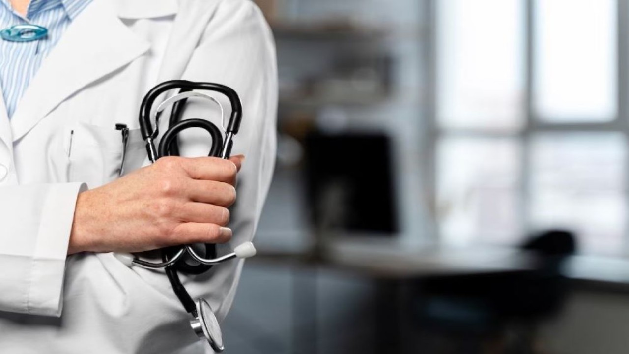 Ilustrasi. Ribuan dokter junior Inggris melakukan mogok massal. (Freepik)