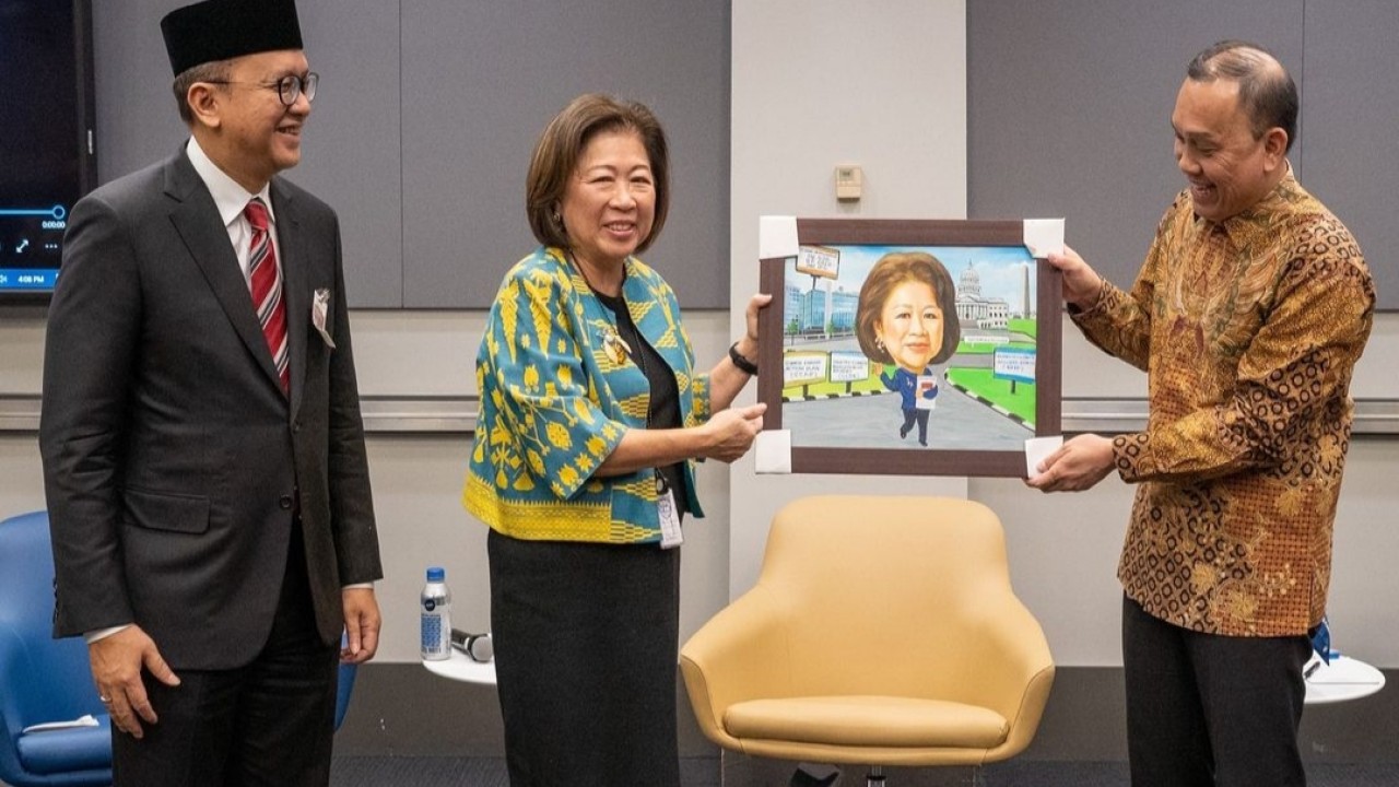 Dubes Rosan bangga atas kontribusi Mari Elka Pangestu sebagai Managing Director Bank Dunia/Instagram