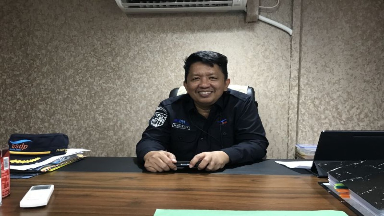 General Manager ASDP Batam Marsadik (ANTARA/Yude)
