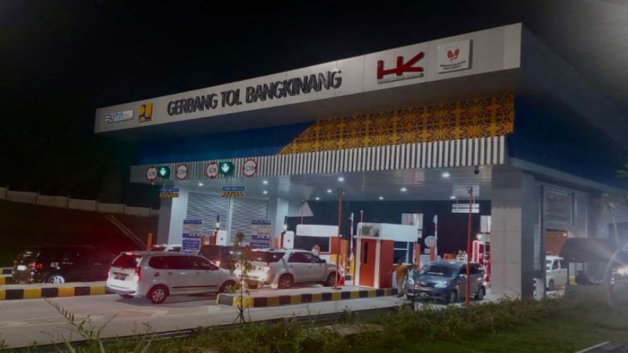 Gerbang Tol Bangkinang sebagai bagian dari Jalan Tol Trans Sumatera. ANTARA/HO - Hutama Karya