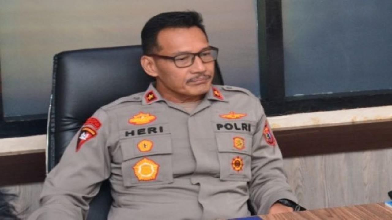 Wakapolda Nusa Tenggara Timur Brigadir Jenderal Polisi Heri Sulistianto. (ANTARA/Benny Jahang)
