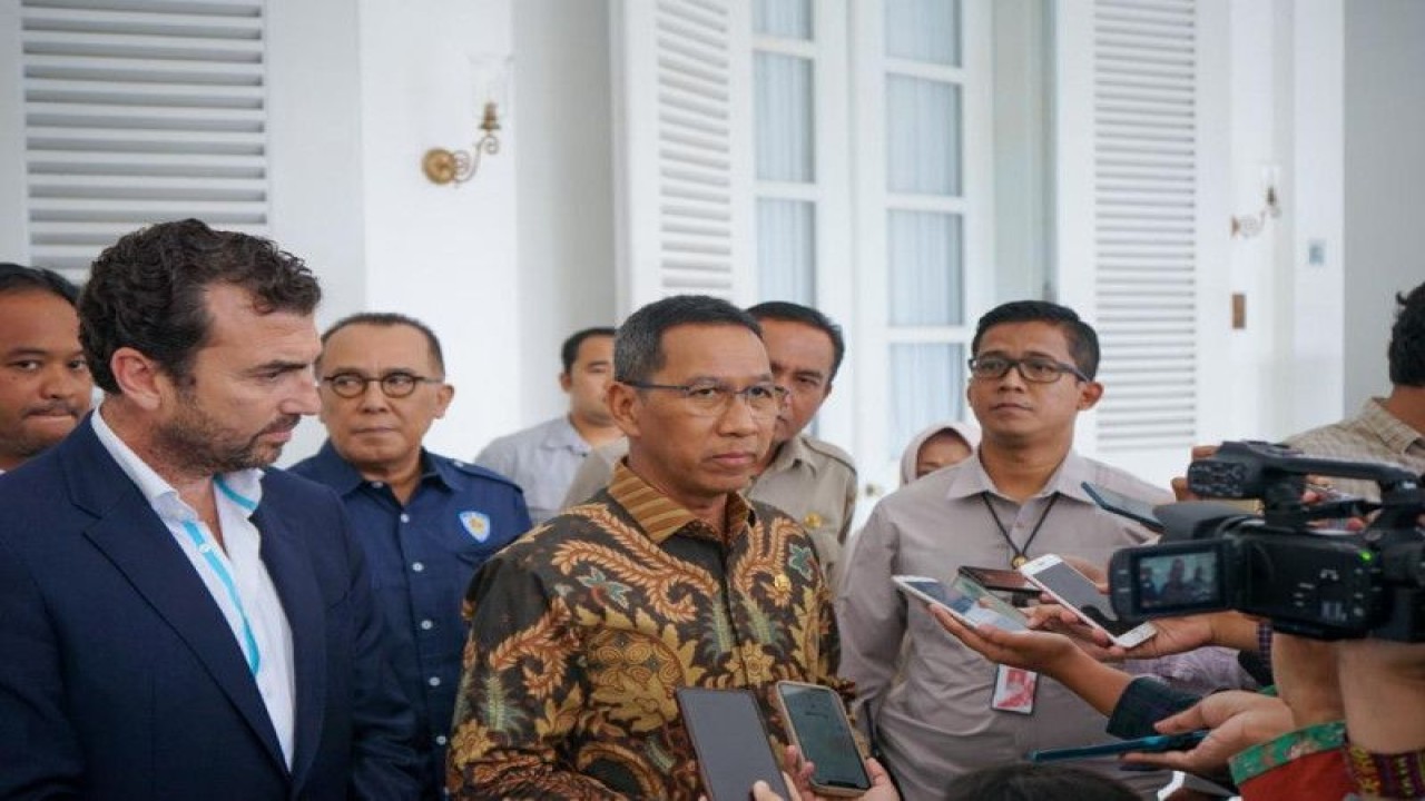 Penjabat (Pj) Gubernur DKI Jakarta Heru Budi Hartono di Balai Kota Jakarta, Selasa (14/3/2023). ANTARA/HO-PPID DKI Jakarta