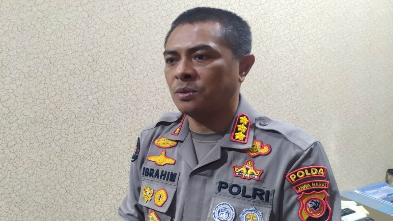 Kabid Humas Polda Jawa Barat Kombes Pol Ibrahim Tompo. ANTARA/Bagus Ahmad Rizaldi.