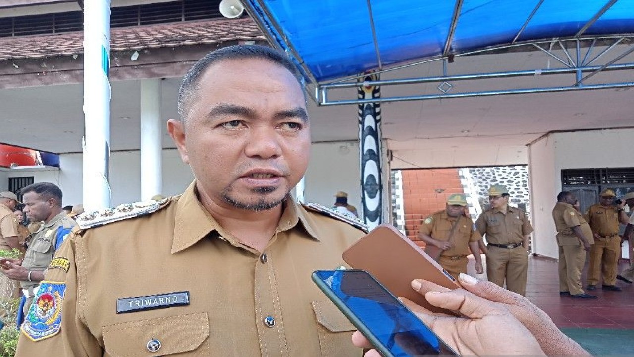 Pejabat sementara (Pjs) Bupati Jayapura Triwarno Purnomo (ANTARA/Agustina Estevani Janggo)