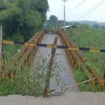 Jembatan amblas. (ANTARA/HO-Pemkab Purwakarta)-1678267717