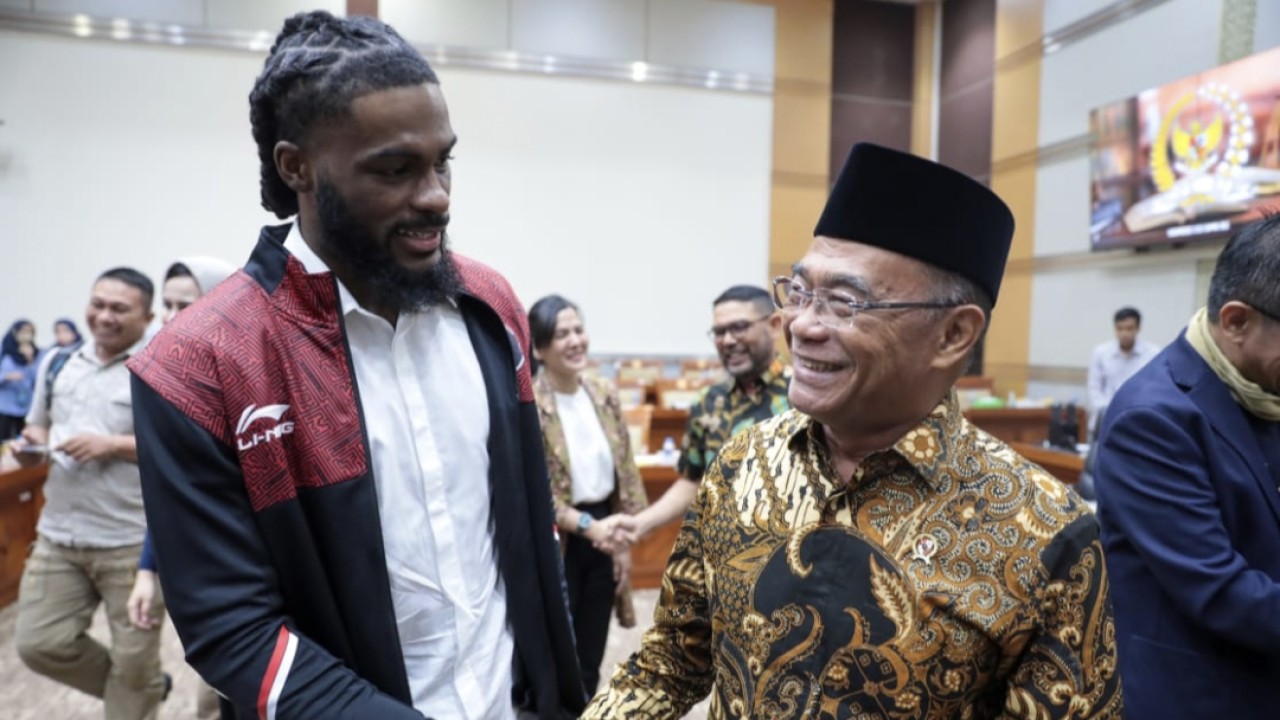 Jerome Anthony Beane bersama Plt Menpora Muhadjir Effendy