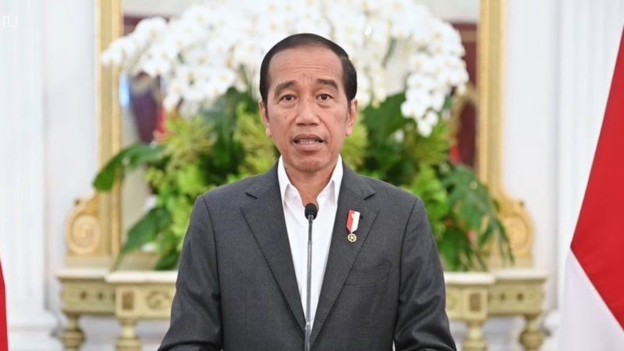 Tangkapan layar - Presiden RI Joko Widodo menyampaikan pernyataan terkait Piala Dunia U-20 di Istana Merdeka, Jakarta, Selasa (28/3/2023) malam. ANTARA/Gilang Galiartha