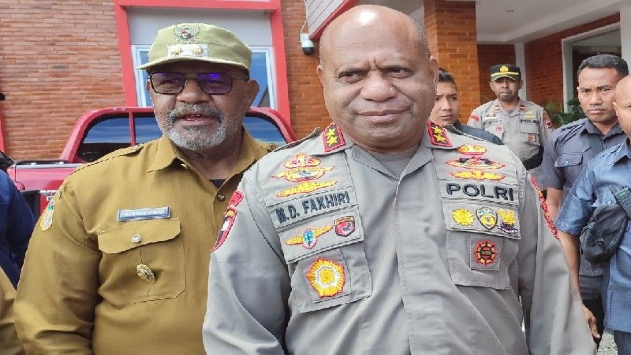 Kapolda Papua Irjen Pol. Mathius Fakhiri. (ANTARA/Evarukdijati)