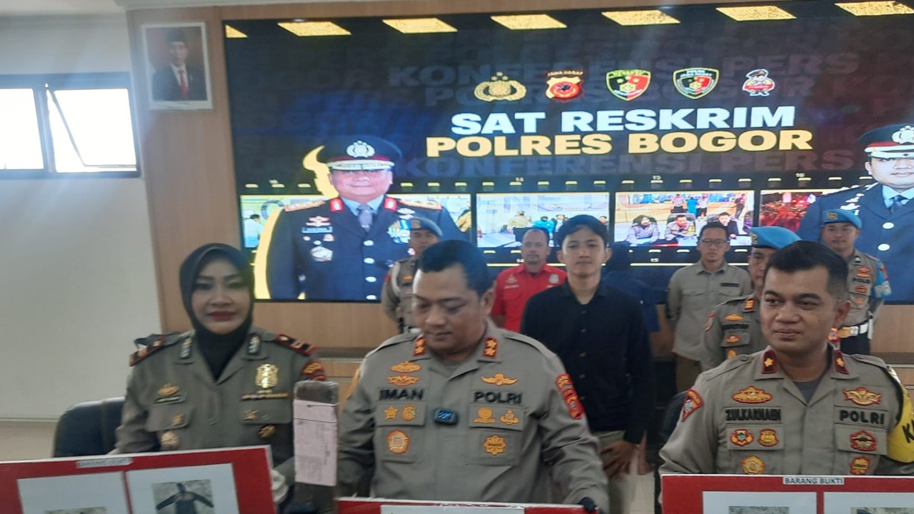 Kapolres Bogor, AKBP Iman Imanudin, mengatakan kejadian kasusnya terjadi di wilayah Polsek Cileungsi.