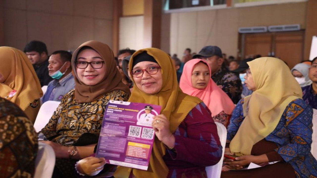 Sejumlah warga saat ikut Musrenbang RKPD Kota Kediri Tahun 2024 di Kediri, Jawa Timur. ANTARA/ HO-Pemkot Kediri