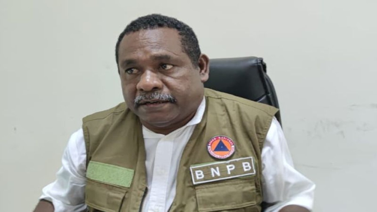 Kepala BPBD Kabupaten Jayapura Yan Rumere (ANTARA/HO-Humas Pemkab Jayapura)