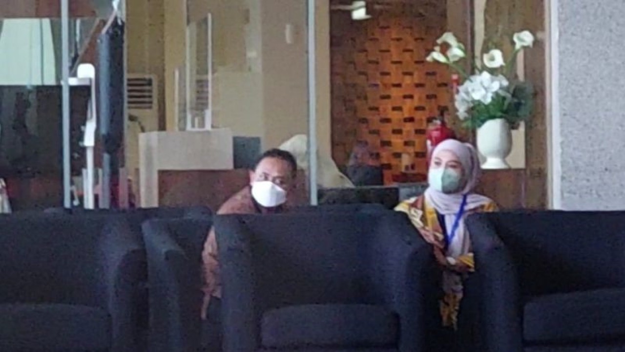 Kepala BPN Jakarta Timur Sudarman Harjasaputra memenuhi undangan Komisi Pemberantasan Korupsi (KPK) untuk memberikan klarifikasi LHKPN, Selasa (21/3/2023). ANTARA/Fianda Sjofjan Rassat