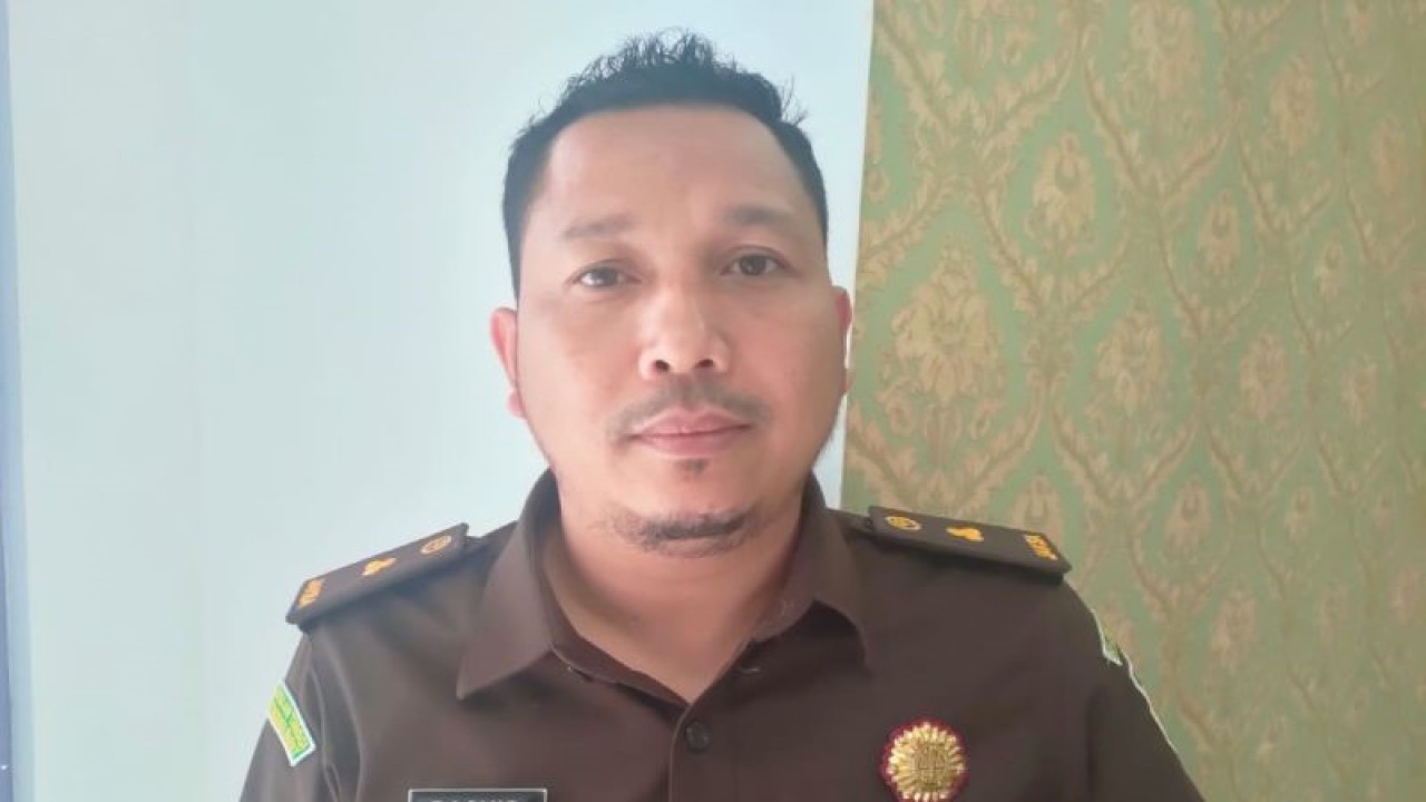 Kepala Seksi Intelijen Kejari Lombok Timur Lalu Mohammad Rasyidi. (ANTARA/Dhimas B.P.)