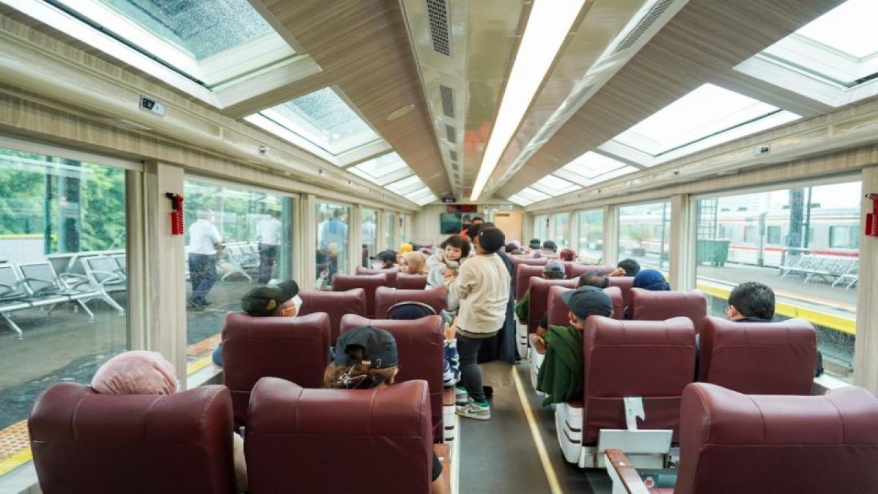 Kereta Panoramic. ANTARA/HO-PT KAI.