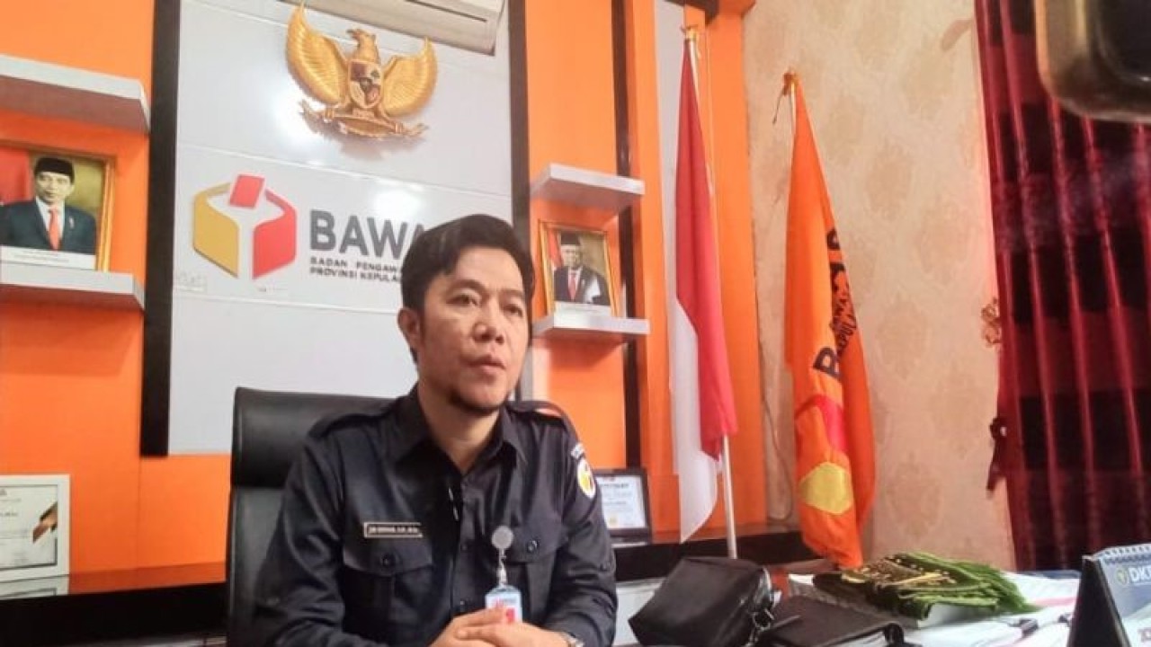 Ketua Bawaslu Provinsi Kepulauan Bangka Belitung Em Osykar. (ANTARA/HO-Bawaslu Provinsi Babel.)