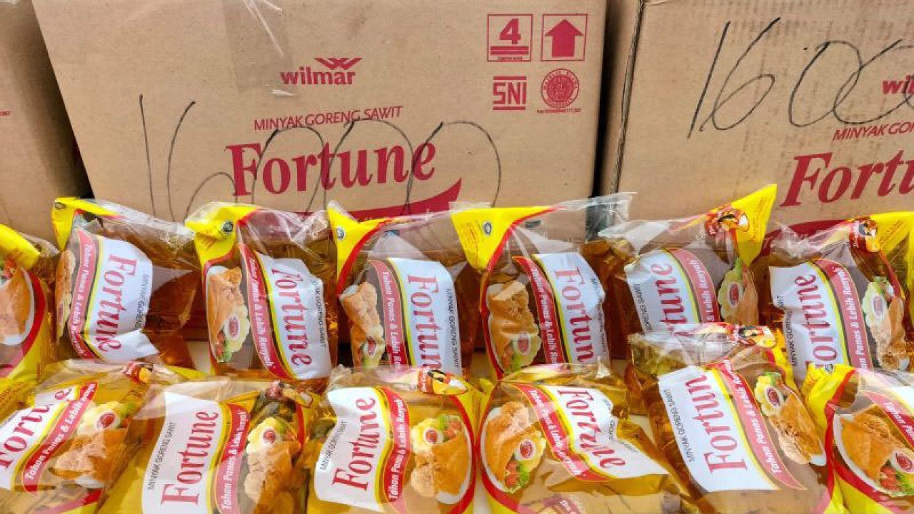 Ilustrasi - Distributor sembako di Pangkalpinang tambah pasokan minyak goreng. ANTARA.