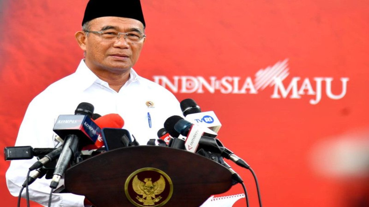 Menteri Koordinator bidang Pembangunan Manusia dan Kebudayaan (Menko PMK) Muhadjir Effendy. ANTARA/HO-Humas Kemenko PMK.