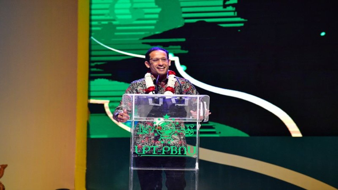 Menteri Pendidikan, Kebudayaan, Riset dan Teknologi (Mendikbudristek) Nadiem Anwar Makarim dalam Rapat Kerja Nasional (Rakernas) dan Konferensi Pendidikan Tinggi Nahdlatul Ulama (NU) di Medan, Sumatera Utara, Kamis (9/3/2023). (ANTARA/HO-Kemendikbudristek)