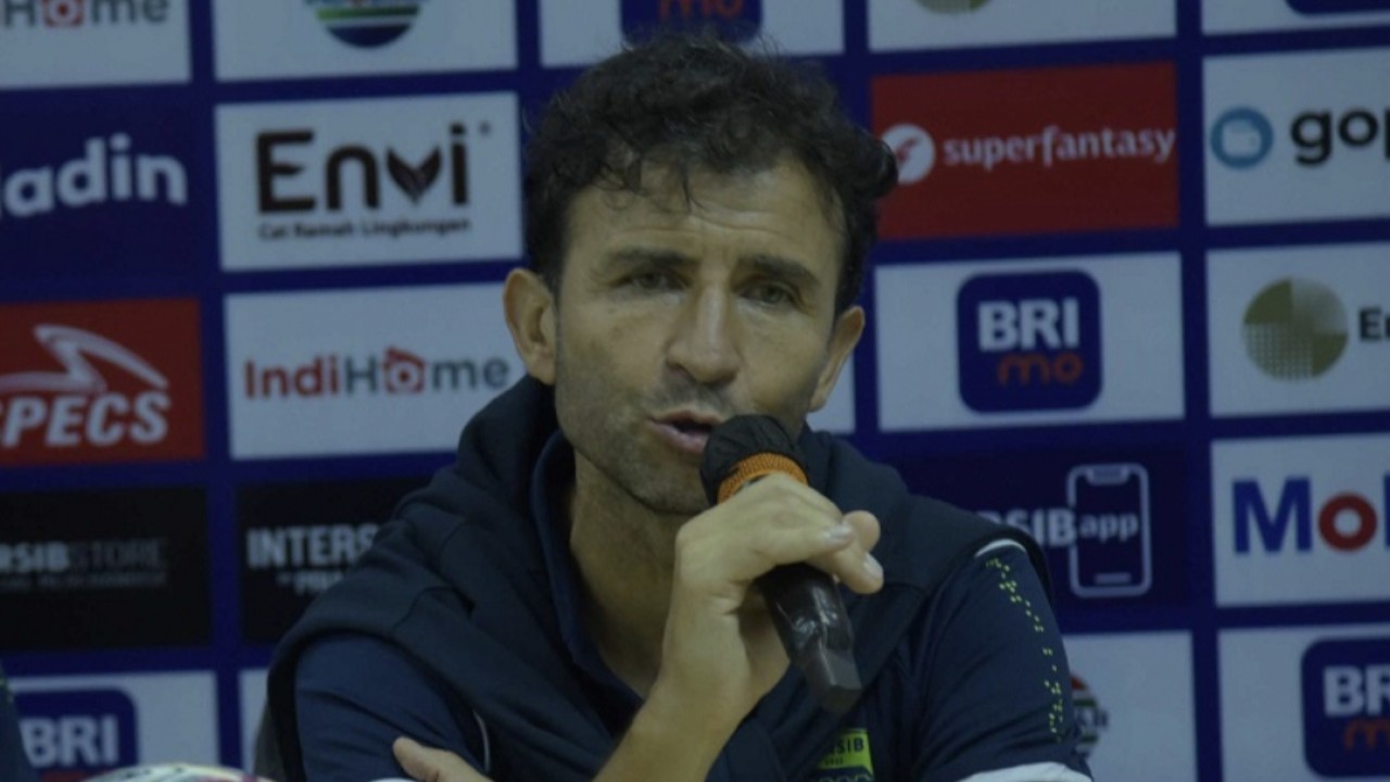 Pelatih Persib, Luis Milla