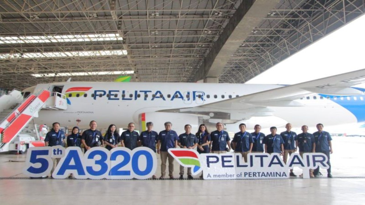 Seremoni kedatangan pesawat ke 5 dipimpin Direktur Utama Pelita Air Dendy Kurniawan di Jakarta, Selasa (28/3/2023). ANTARA/HO-Pelita Air.