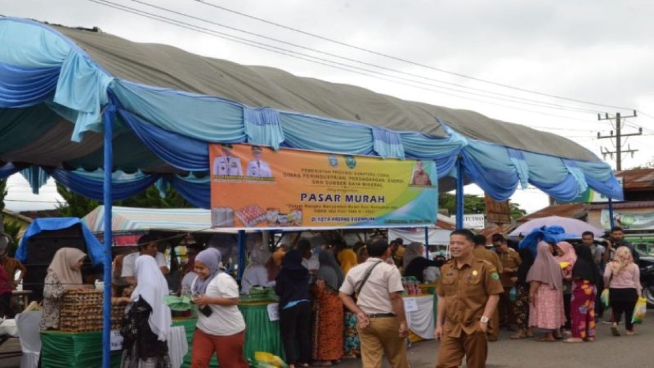 Pemkot Padang Sidempuan menggelar pasar murah untuk menghadapi Ramadhan (ANTARA/HO)