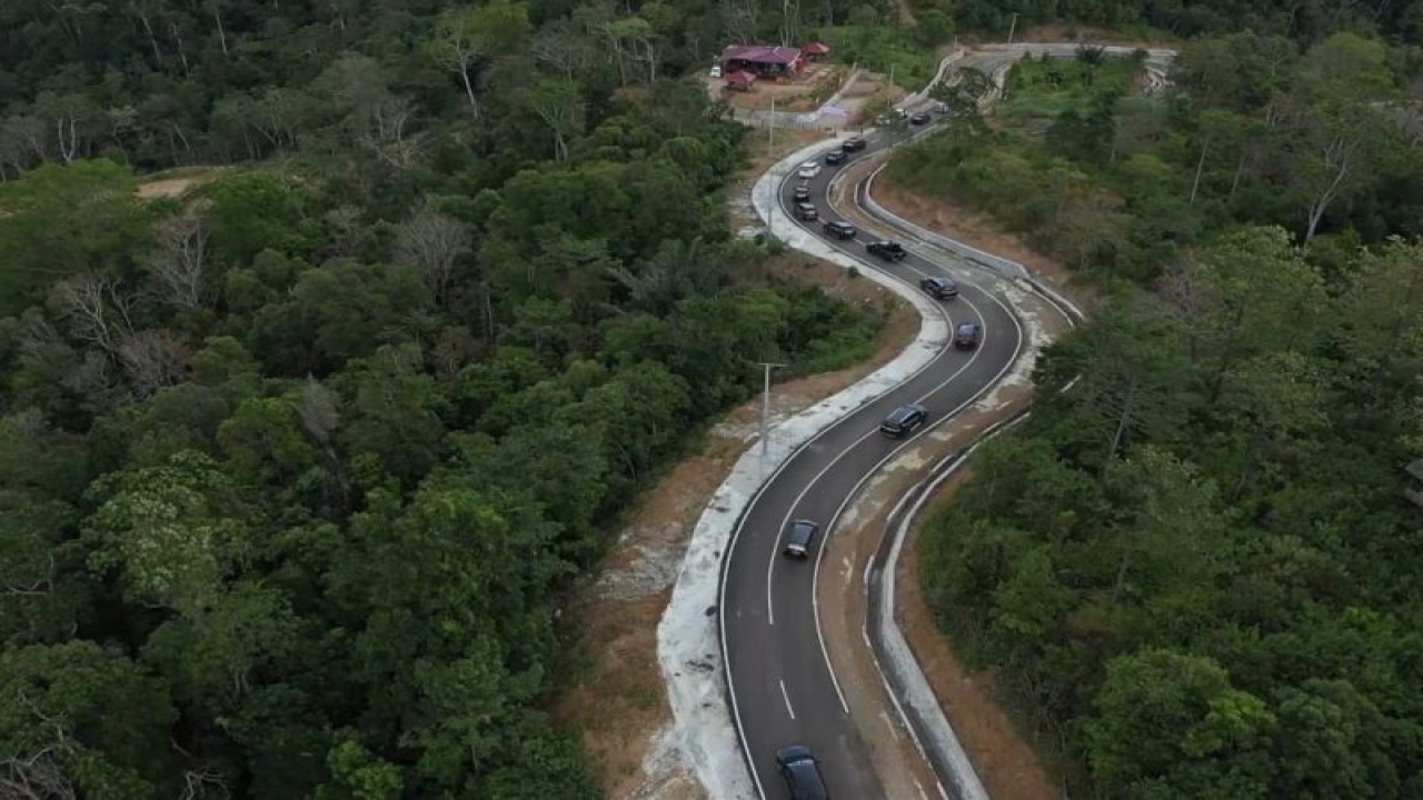 Kondisi Ruas Jalan Takkalasi Bainange - Lawo, Kabupaten Soppeng.ANTARA/HO-Humas Pemprov Sulsel