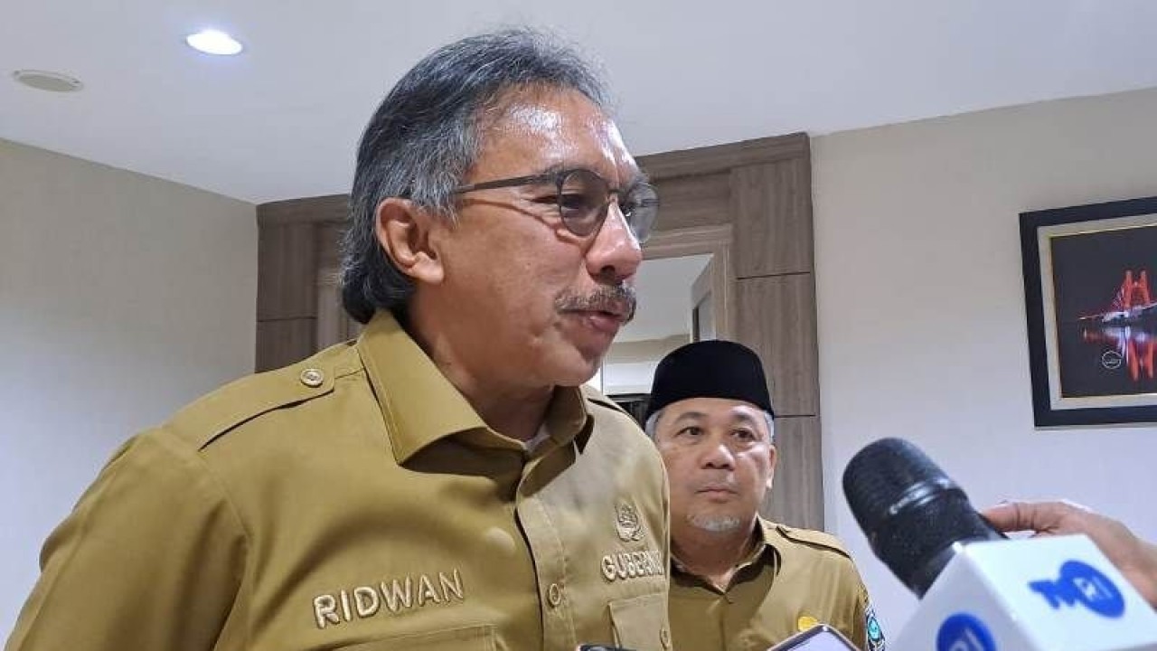 Penjabat Gubernur Kepulauan Bangka Belitung Ridwan Djamaluddin (Aprionis/ANTARA)