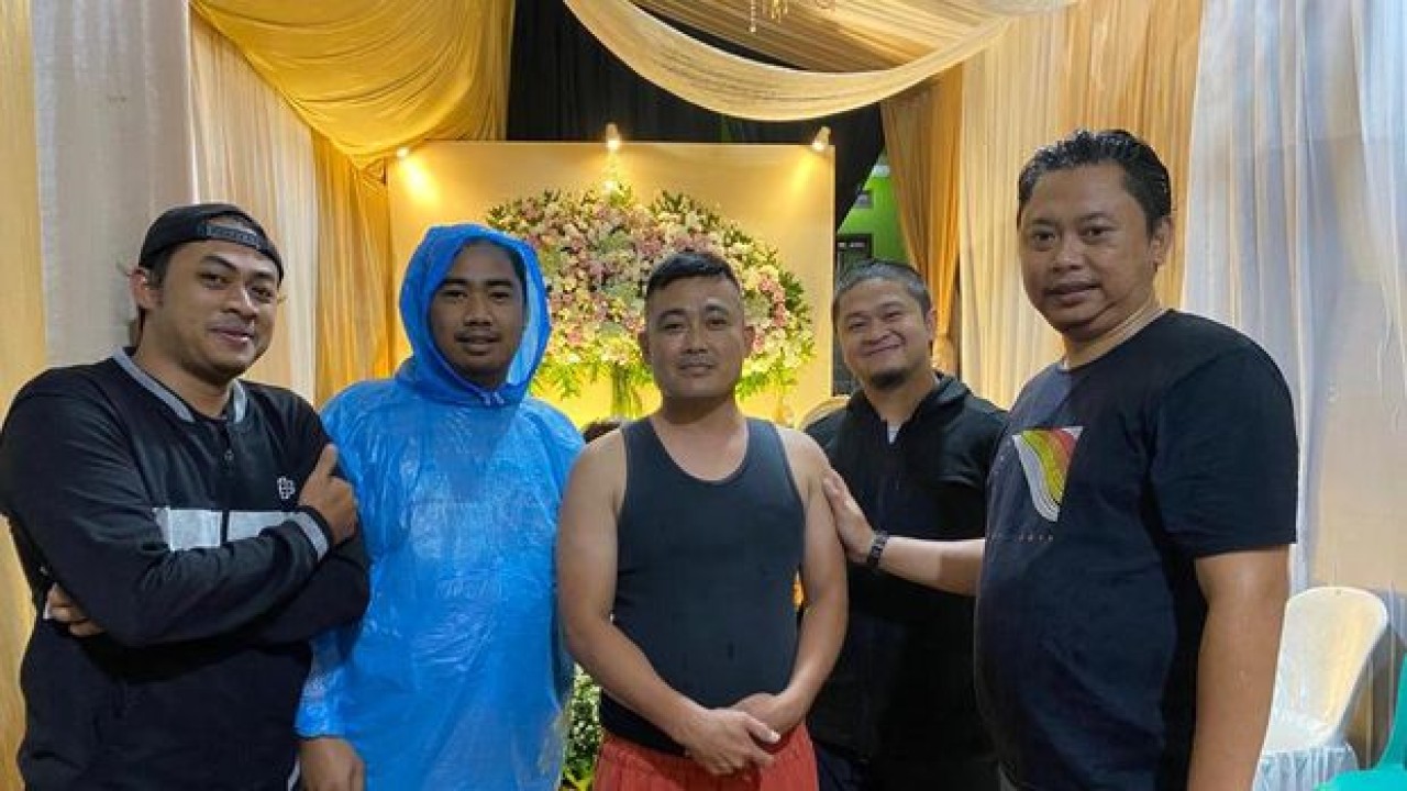 Perampok nasabah bank ditangkap di pernikahan anaknya.