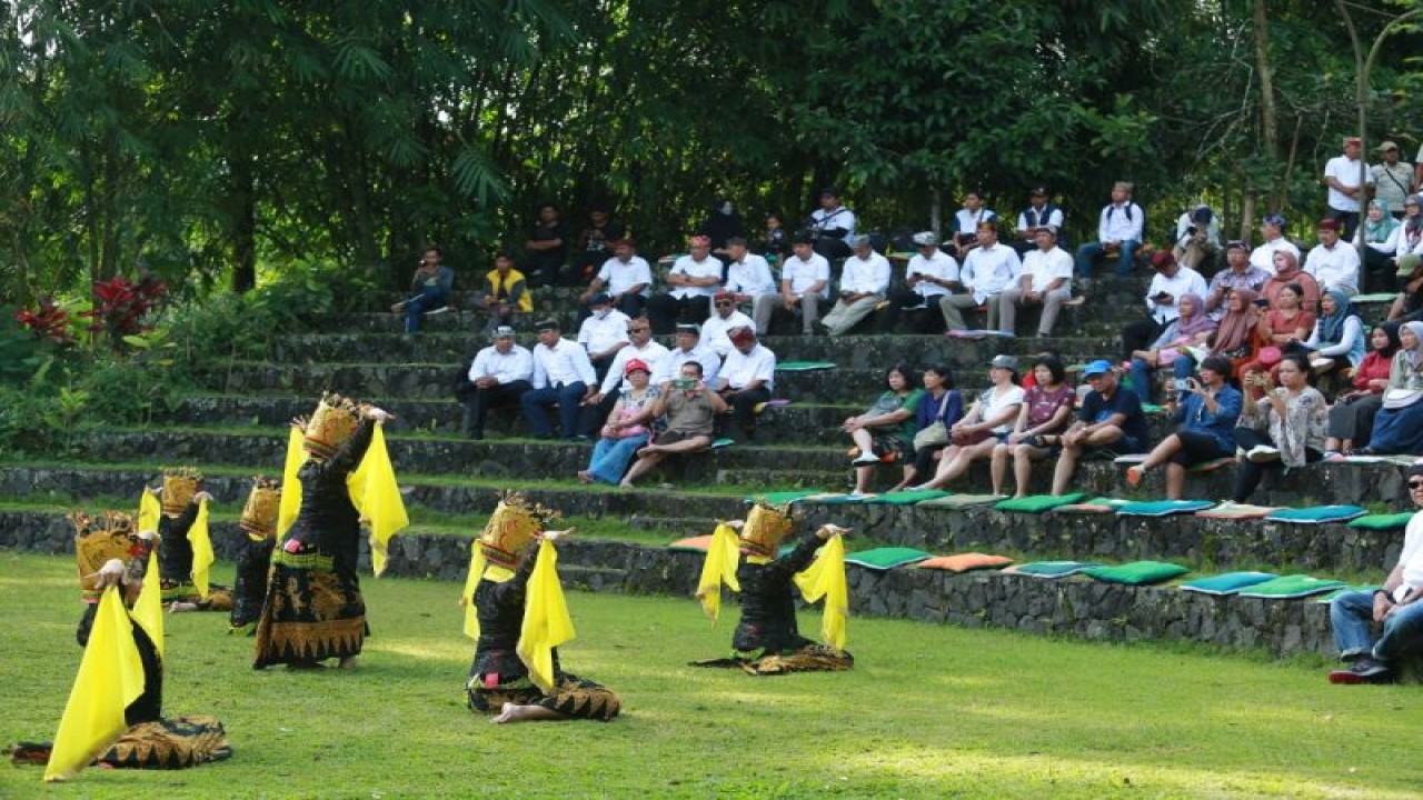 Pergelaran Sendratari Meras Gandrung di Banyuwangi. ANTARA/HO-Humas Pemkab Banyuwangi