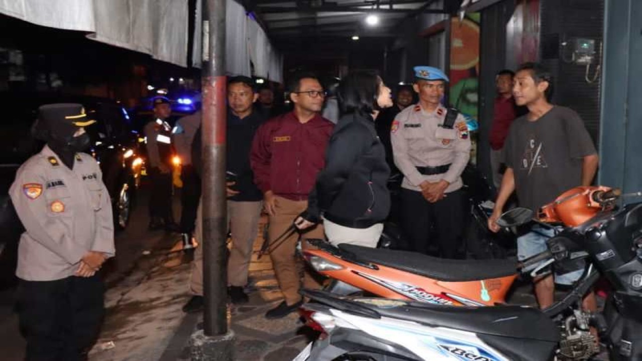 Polres Magelang Kota melakukan patroli di bulan Ramadhan 2023. ANTARA/HO-Polres Magelang Kota