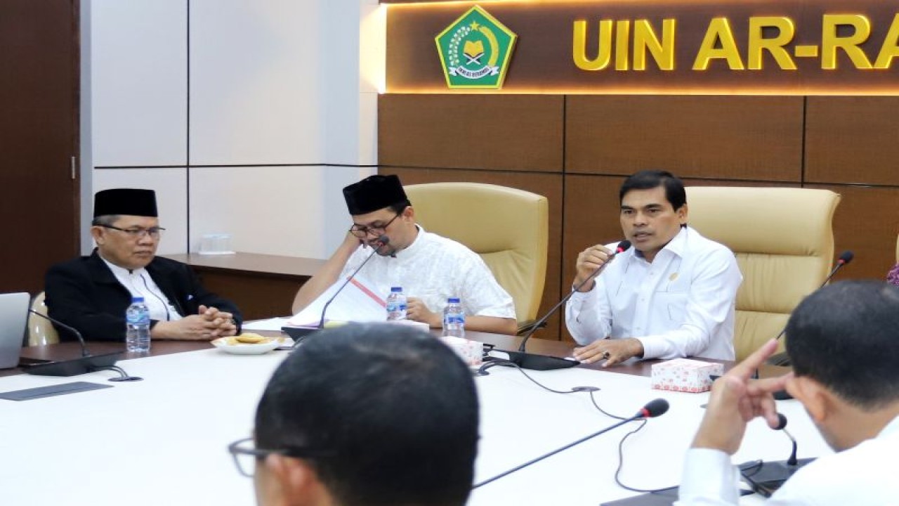 Rektor UIN Ar-Raniry, Prof Mujiburrahman (ANTARA/HO)