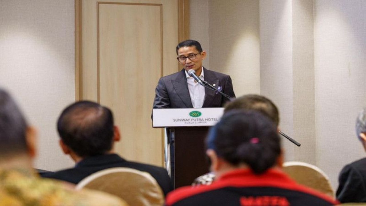 Menparekraf Sandiaga Uno saat melakukan kunjungan kerja ke Kuala Lumpur, Malaysia, Jumat (17/3/2023). (Humas Kemenparekraf)
