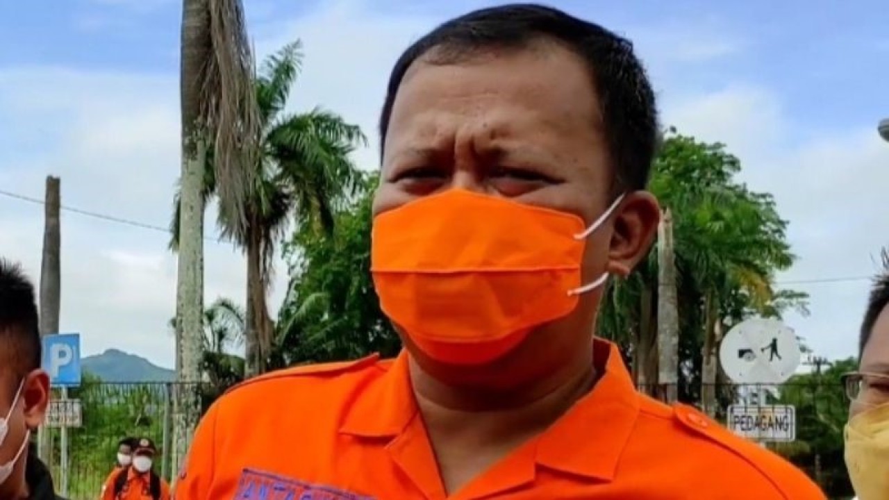 Sekretaris Satgas Penanganan COVID-19 Provinsi Kepulauan Babel Mikron Antariksa (Aprionis)