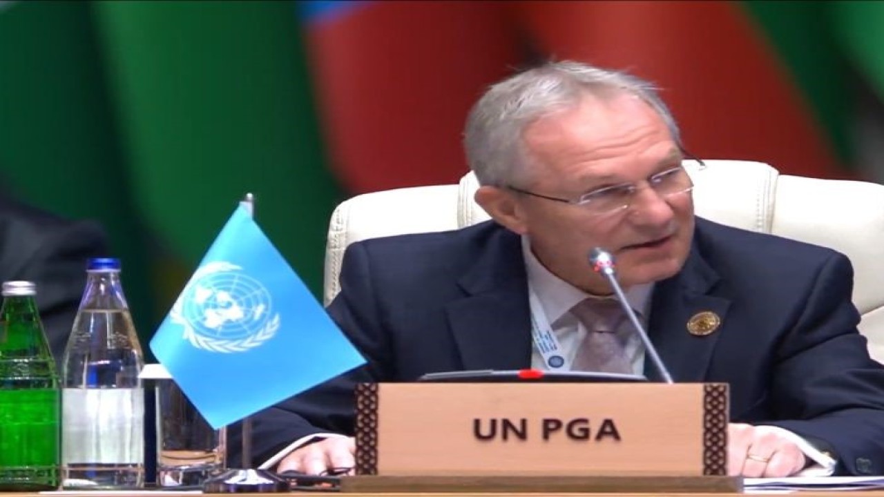 Tangkapan layar - Presiden sesi ke-77 Majelis Umum PBB (UNGA) Csaba Korosi dalam Pertemuan Tingkat Tinggi Grup Kontak negara anggota Gerakan Non-Blok (GNB) tentang pemulihan global pasca pandemi di Baku, Kamis. (2/3/2022) (Antara / Azis Kurmala)