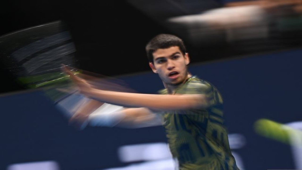 Petenis Spanyol Carlos Alcaraz (AFP/FABRICE COFFRINI)