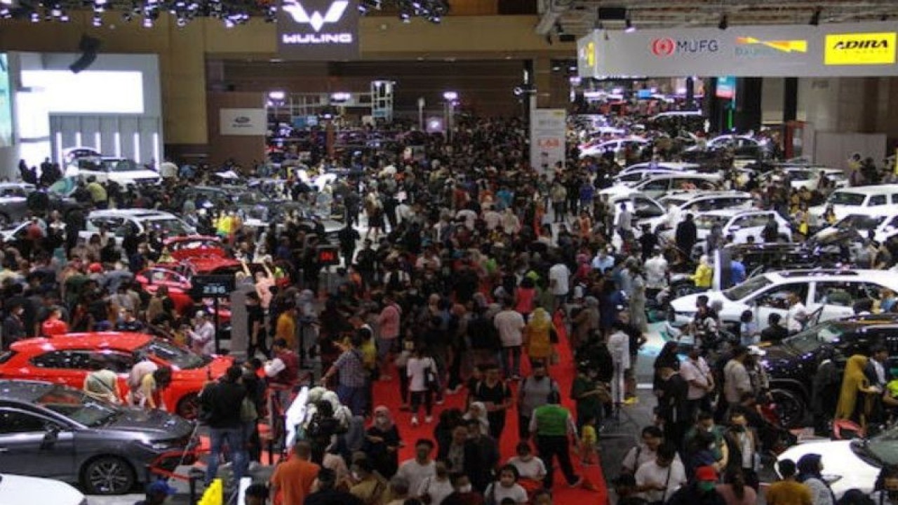 Indonesia International Motor Show (IIMS) 2023 yang berlangsung pada 16-26 Februari di JIExpo Kemayoran Jakarta. (ANTARA/HO)