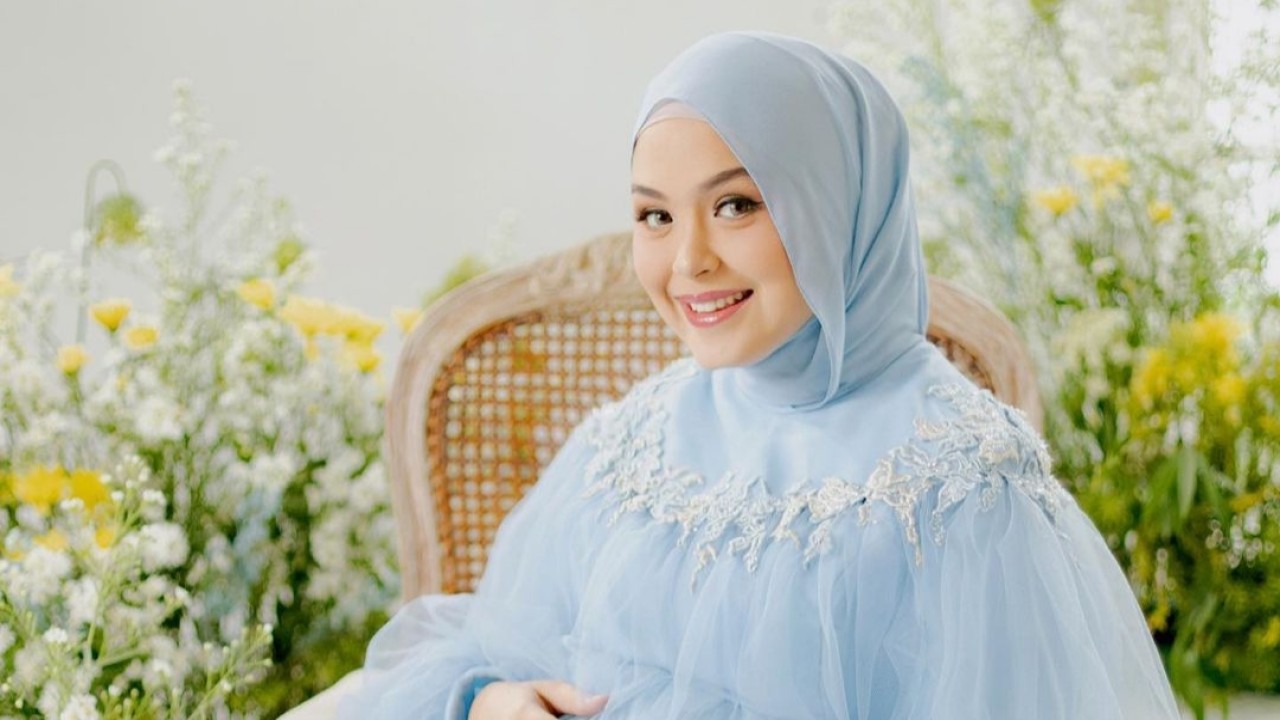 Vebby Palwinta/Instagram