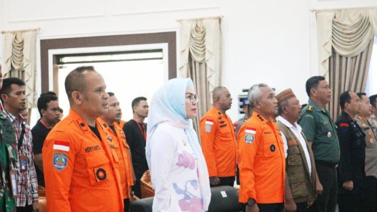 Wakil Bupati Bone Bolango, Merlan S.Uloli (kedua kiri) menghadiri teknis pertolongan medis pertama di Aula BPMP Provinsi Gorontalo, Rabu. ANTARA/HO-Humas Basarnas Gorontalo