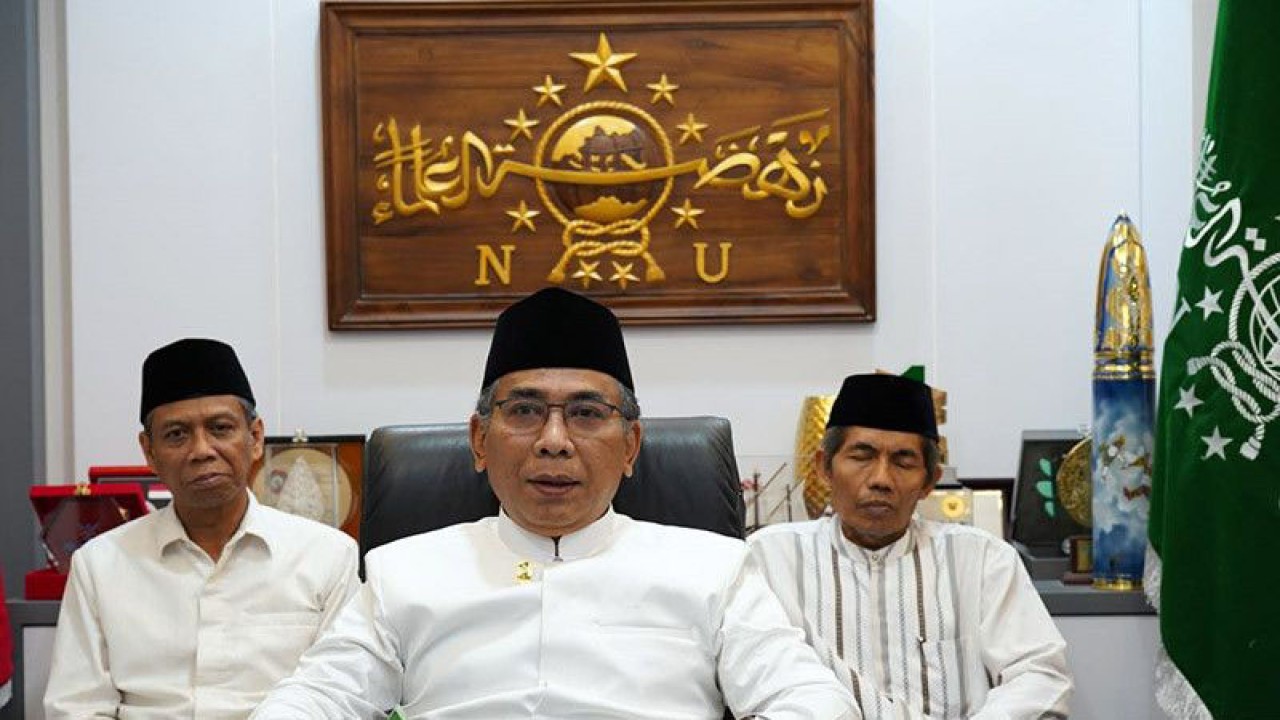 Ketua Umum Pengurus Besar Nahdlatul Ulama (PBNU) Yahya Cholil Staquf atau Gus Yahya mengucapkan selamat menunaikan ibadah puasa dari Gedung PBNU di Jakarta, Rabu (22/3/2023). ANTARA/HO-PBNU/am.