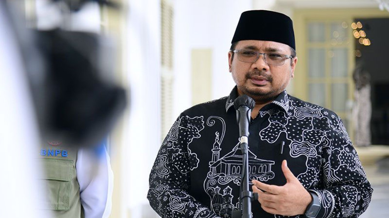 Menteri Agama (Menag) Yaqut Cholil Qoumas usai rapat terbatas terkait penanganan penyakit mulut dan kuku (PMK) pada hewan ternak di Tanah Air,di Istana Kepresidenan Bogor, Jawa Barat, Kamis (23/6/2022). ANTARA/HO-Biro Pers Sekretariat Presiden-Muchlis Jr/pri. (ANTARA/HO-Biro Pers Sekretariat Presiden-Muchlis Jr/pri.