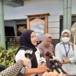 16.400 penumpang datang padati stasiun Pasar Senen-1682495755