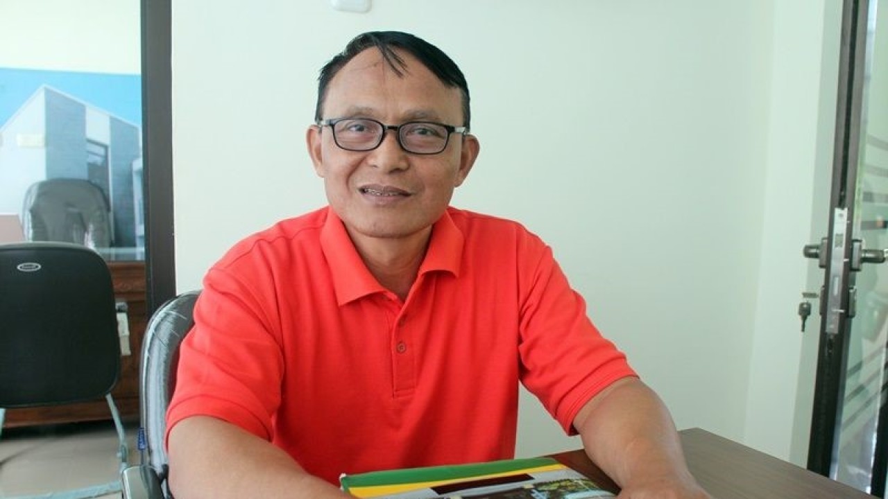 Kepala Seksi Penyelenggaraan Haji dan Umrah Kantor Kementerian Agama Kabupaten Boyolali Sauman di Boyolali. ANTARA/Bambang Dwi Marwoto.