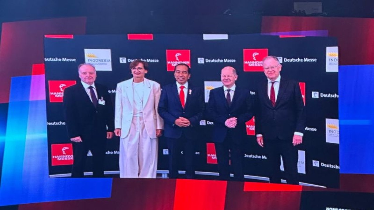 Acara pembukaan Hannover Messe 2023, di Hannover Congress Centrum, Jerman, Minggu (16/4/2023). (ANTARA/HO-Kemendikbudristek)