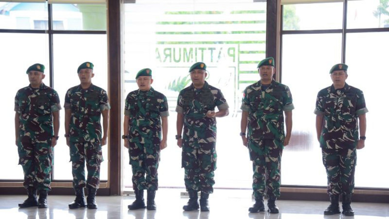 Prosesi kenaikan pangkat di Markas Kodam XVI/Pattimura, di Ambon, Selasa (4/4/2023). ANTARA/HO-Kodam XVI/Pattimura