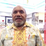 Assisten III Setda Kabupaten Jayapura John Wicklif Tegai. ANTARA/Agustina Estevani Janggo-1681467113