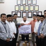 Baitul Mal Aceh Besar terima Zakat Karyawan Bank Aceh Rp90 juta-1681294745