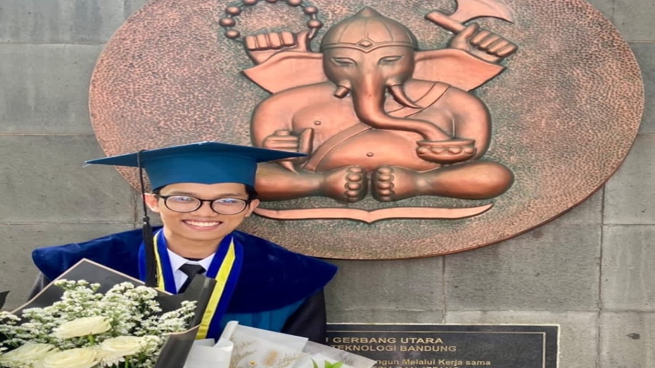 Bilal Dwi Anugrah wisudawan termuda Institut Teknologi Bandung/Dok Pribadi
